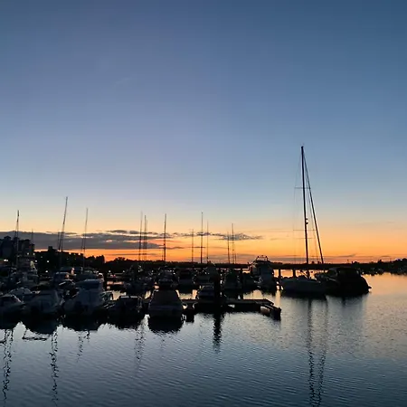 La Marina De * Isla Canela